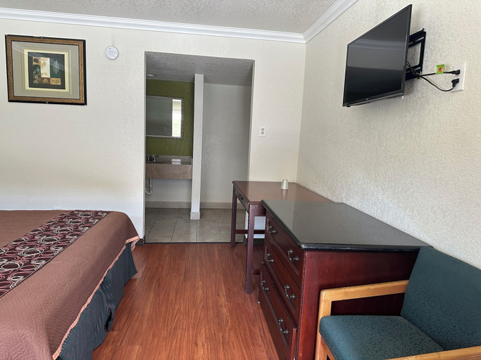 Others 5, Regency Inn Fresno, Fresno