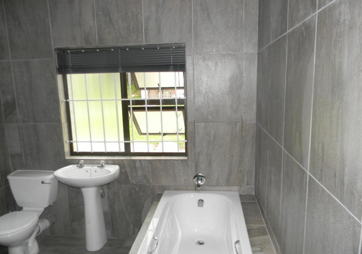 Others 3, Peace Cottages Uvongo., Ugu