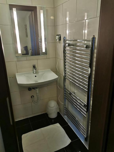 Bathroom 2, Gastehaus Giannikis, Rems-Murr-Kreis