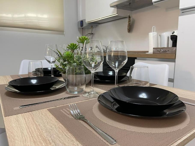Others 4, BG Central Premium Suite con parcheggio, Bergamo