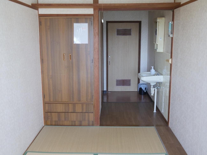 Bedroom 2, Kobe Guesthouse, Akashi