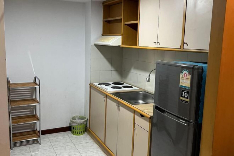 Dining Room 8