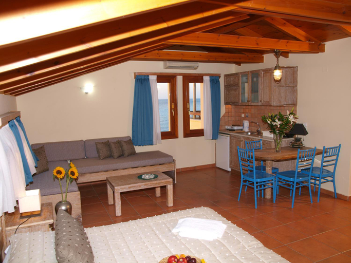 Bedroom 4, Mylos Hotel Apartments, Crete