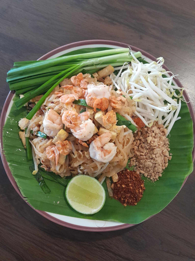 Food & Drinks 5, W District Hostel, Wattana