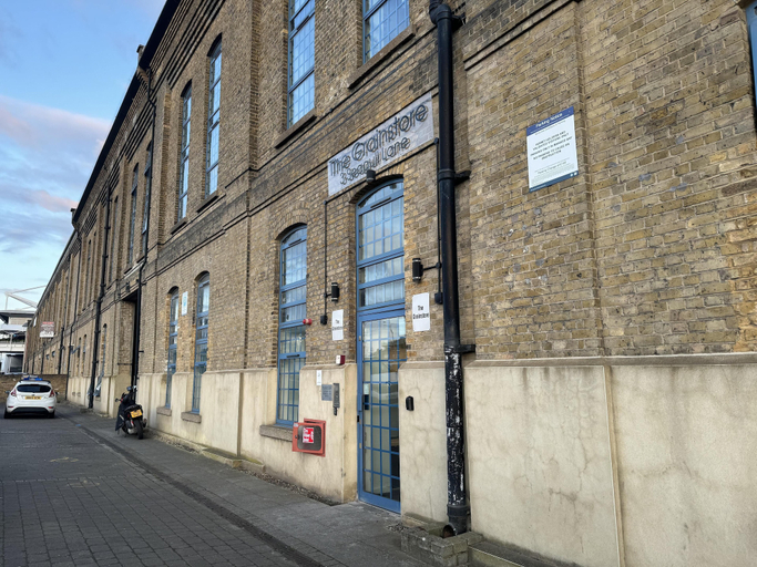 Exterior & Views 2, Luxury Loft Style 2 Bed Apartment Next to Excel/o2, London