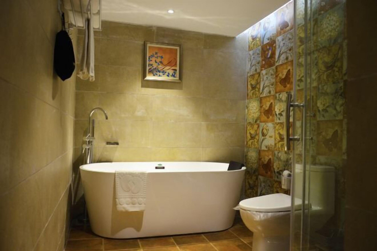 Bathroom 4, Lijing Hotel, Zunyi