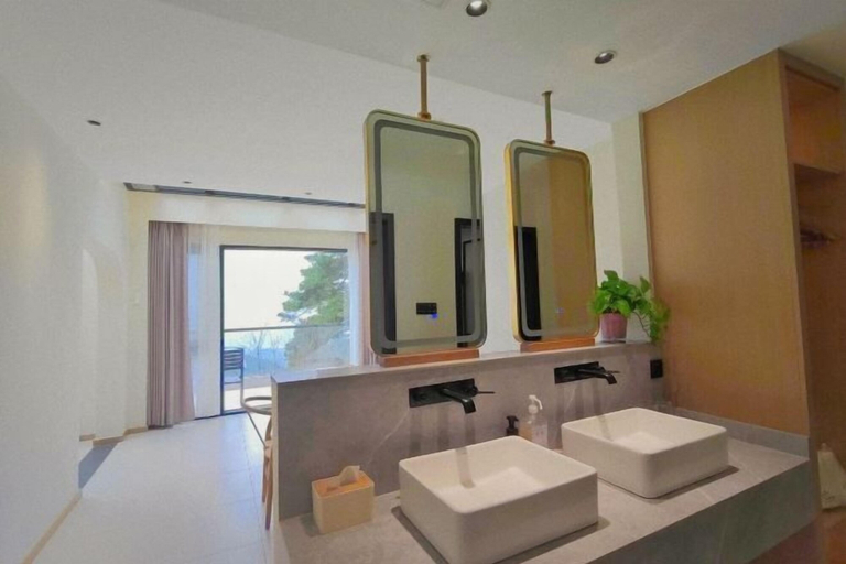 Bathroom 4, Mountain and Courtyard Homestay, Hengyang