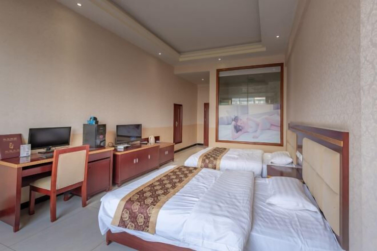 Bedroom 2, Zai Shui Yi Fang Hotel (Qiubei Jiaolian Plaza), Wenshan Zhuang and Miao