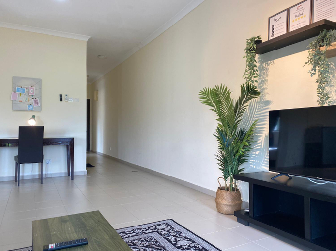 Others 5, Desaru Beach Family Suite VIP 5GWifi NetFlix D0308, Kota Tinggi