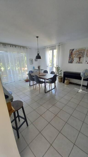 2, House of magic lake, Alpes-de-Haute-Provence