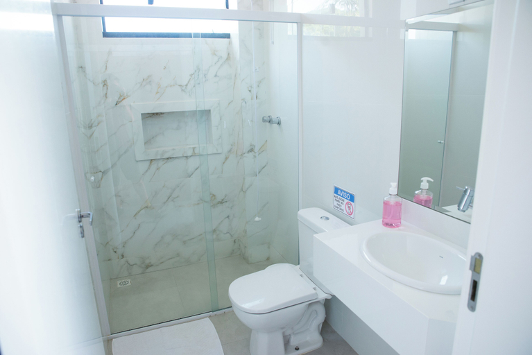 Bathroom 3, POUSADA CASTELO DO REI, Penha