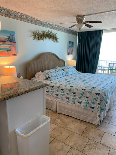 Others 5, Island Inn unit 315, Pinellas
