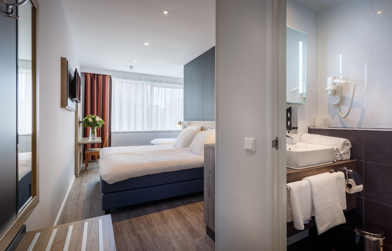 Bedroom 4, Joy Hotel, Amsterdam