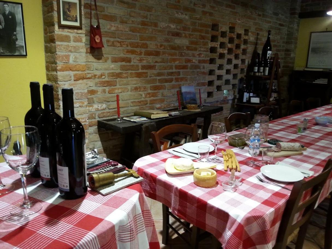 Food & Drinks 4, Ca Trifolera Barbaresco - Romantico Cascinale con antica cantina nel cuore delle Langhe - DEGUSTAZIO, Cuneo