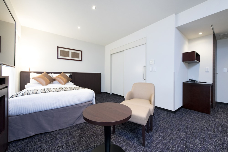 Bedroom 2, HOTEL MYSTAYS Fukuoka Tenjin, Fukuoka