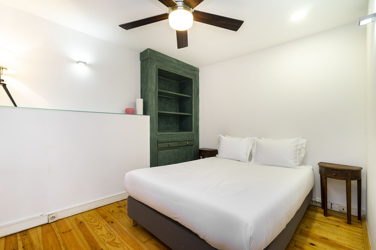 Bedroom 2, Central Loft perfect to Explore Lisbon, Lisbon