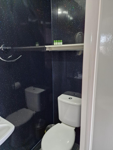 Bathroom 3, Number 40, Blackpool