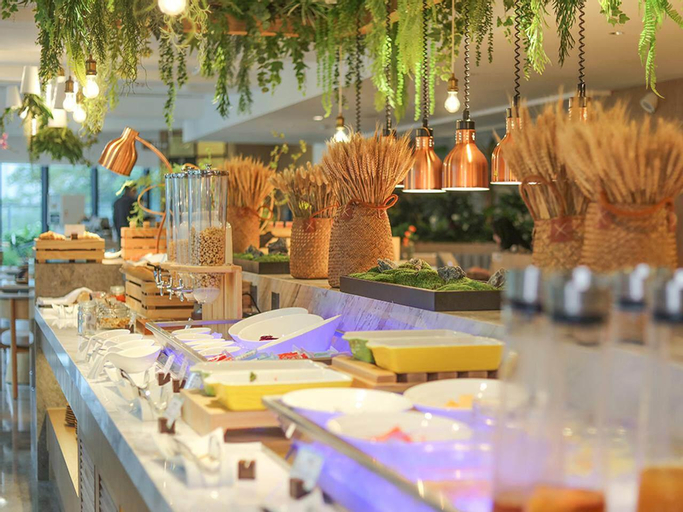 Food & Drinks 5, Eeril Hotel Shenzhen Futian Convention and Exhibition Center, Shenzhen