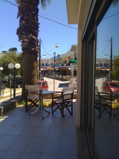 Food & Drinks 5, Maria Apartments, Crete