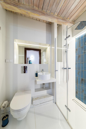 Bathroom 4, Beskid, Żywiec