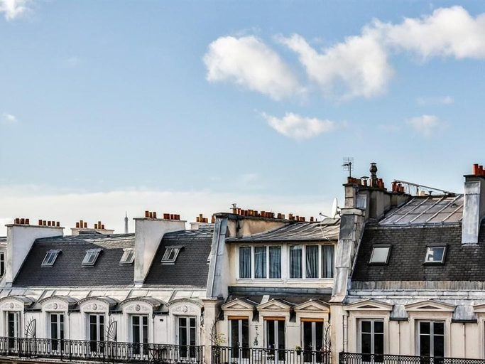 Exterior & Views 2, Blue Night International 110, Paris