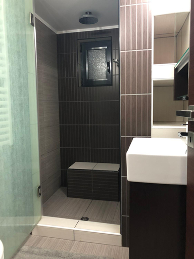 Bathroom 4, Ioannina Luxury Suites & Apartments, Epirus
