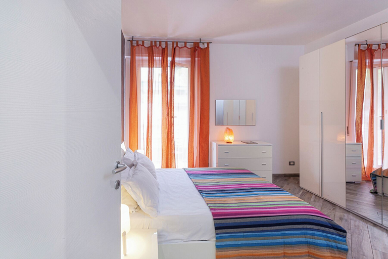 Bedroom 3, La casa di Lorenzo by Wonderful Italy, Genova