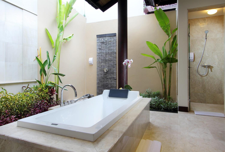 Bathroom 5, Seminyak Villas, Badung