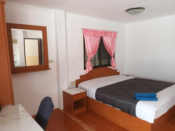 Bedroom 18