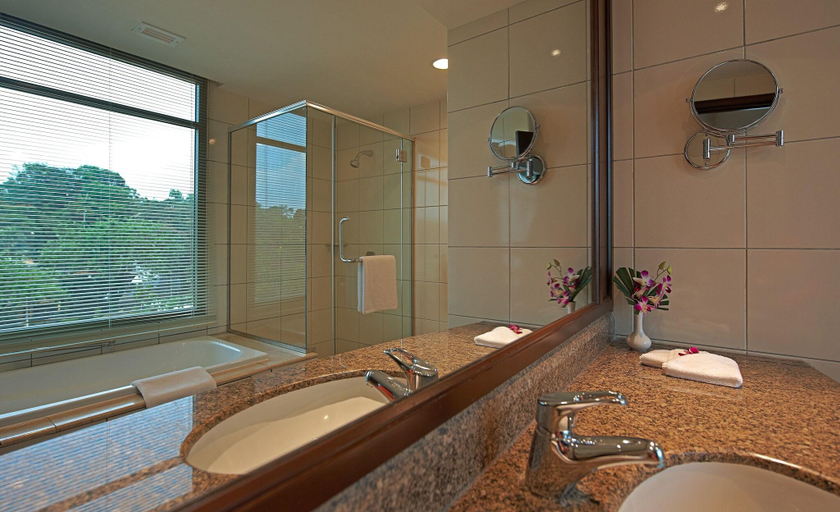 Bathroom 5, Petaling Jaya Marriott Hotel, Petaling Jaya