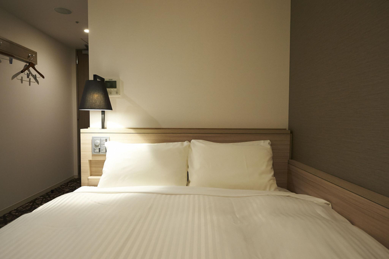 Bedroom 13