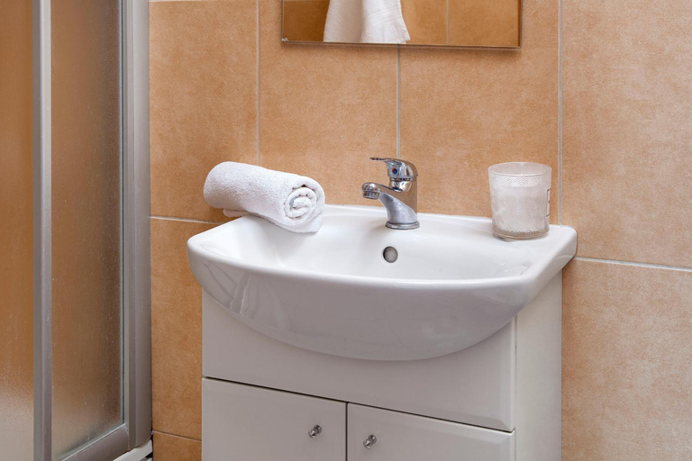 Bathroom 4, Sleepy3city Apartments Abrahama 16, Gdynia