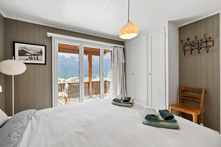 Bedroom 3, Sunny Design Chalet in Engelberg with spectacular view on Mount Titlis, Obwalden