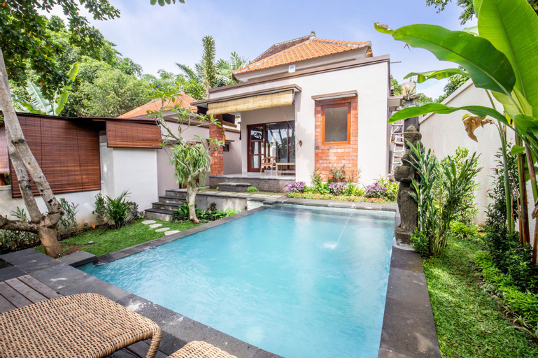 Swimming Pool 3