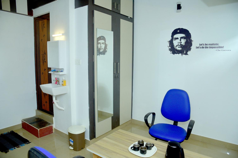 Others 5, Cardiff Palace, Viluppuram