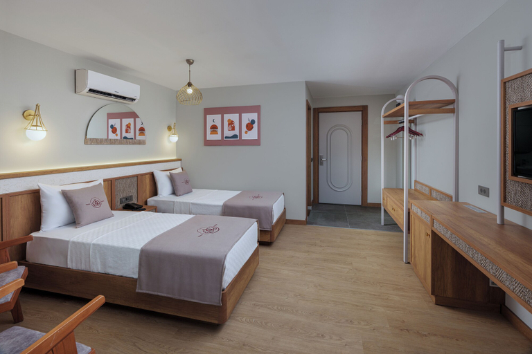 Bedroom 4, Monk Resort Hotel, Antalya