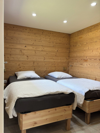Bedroom 2, Chalets du Bouchot & Jacuzzi privatif, Vosges