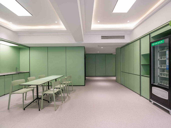 Business Facilities