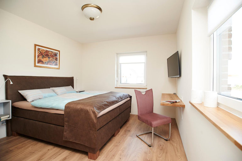 Others 5, Doppelzimmer Luneburg, Lüneburg