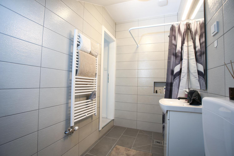 Bathroom 2, WHITE ROOMS ARENA ZAGREB, Zagreb