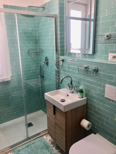 Bathroom 3, Il Piccolo Gioiello, Vibo Valentia