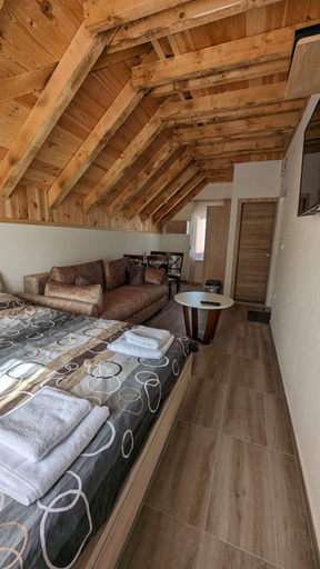 Bedroom 2, Iva Lux Apartments