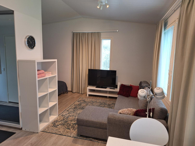 Others 4, Apartment Songhill, North Savonia