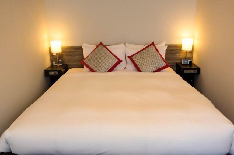 Bedroom 12