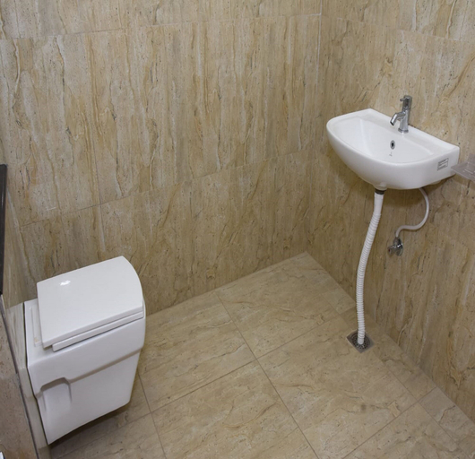 Bathroom 5, Maurya Residency, Viluppuram