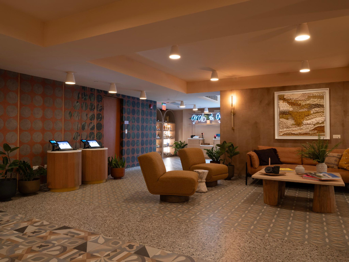 Public Area 5, HiBird- Apartment and Suites Hotel