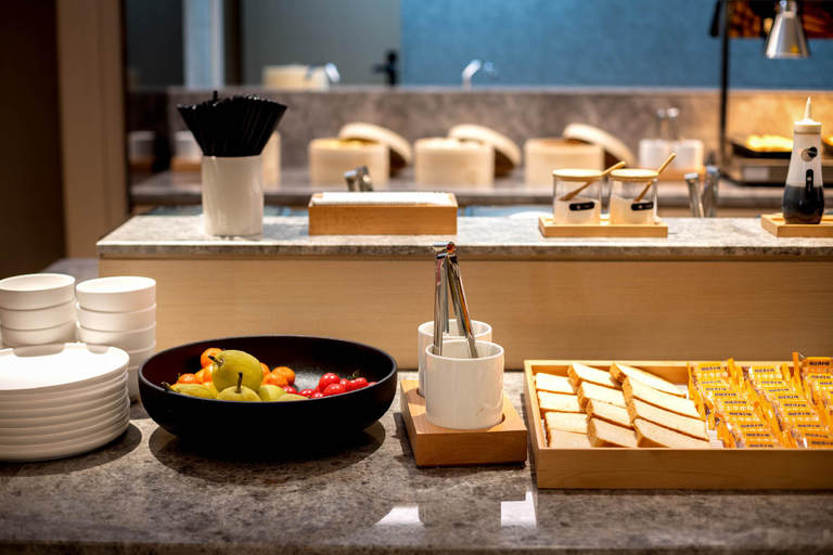 Food & Drinks 5, JI Hotel Turpan Toksun Pegasus Roundabout, Turfan
