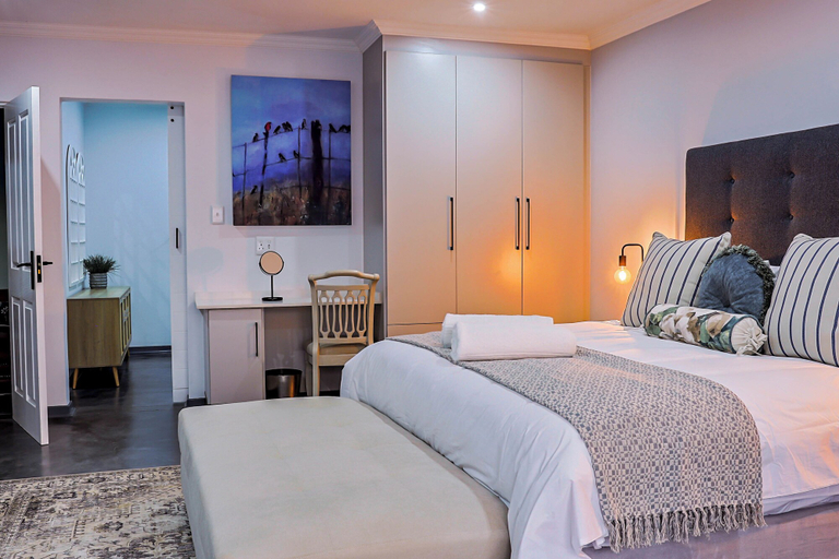 Bedroom 2, Siesta Manor Guesthouse, Waterberg
