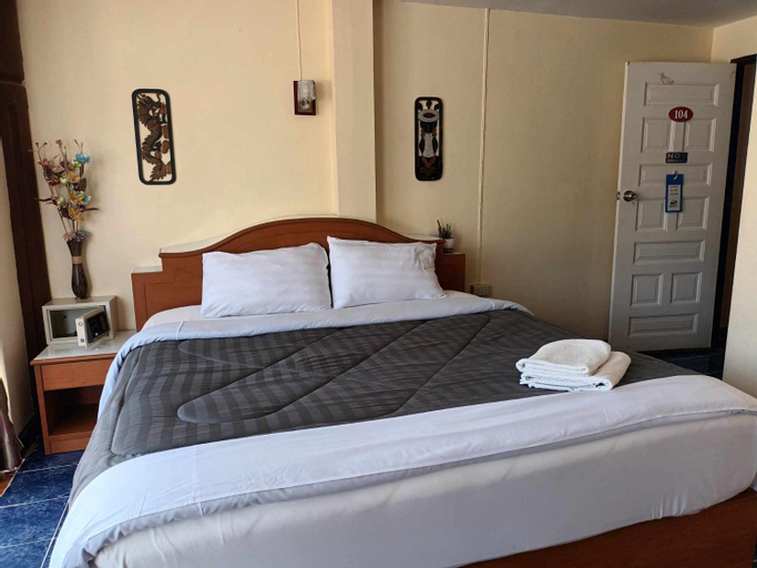 Bedroom 16