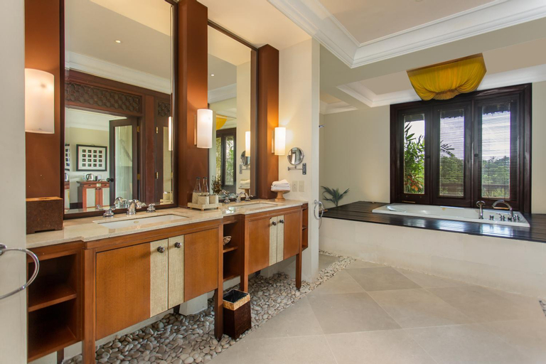 Bathroom 21